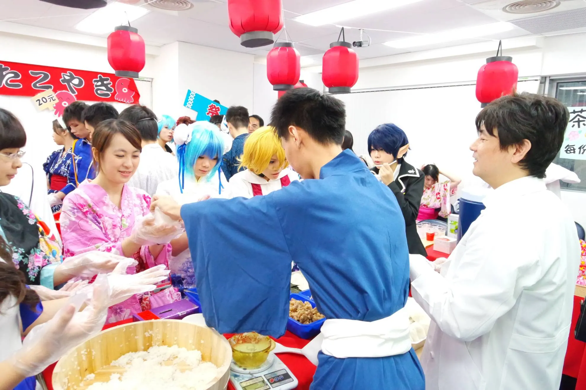 8月 夏祭典